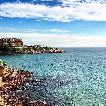 Renovado Apartamento En Zona Residencial A Pasos Del Mar Salou Exterior photo